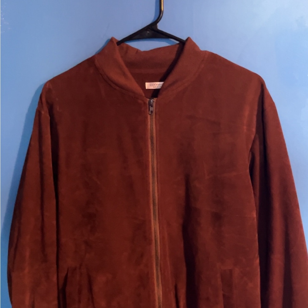 Chic Brown Zip-Up Jacket